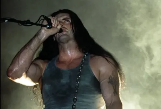 Peter Steele singing live on stage with Type O Negative